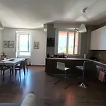 Casa Luisa Lägenhet Bellano